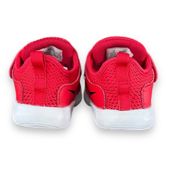 Red Nike Flex Sneakers! - Picture 3 of 10